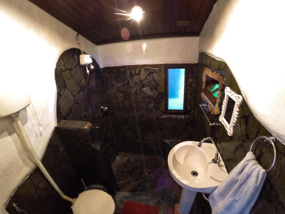 Ready Camp E Suites Da Cachoeira Vila do Abraao Exterior photo